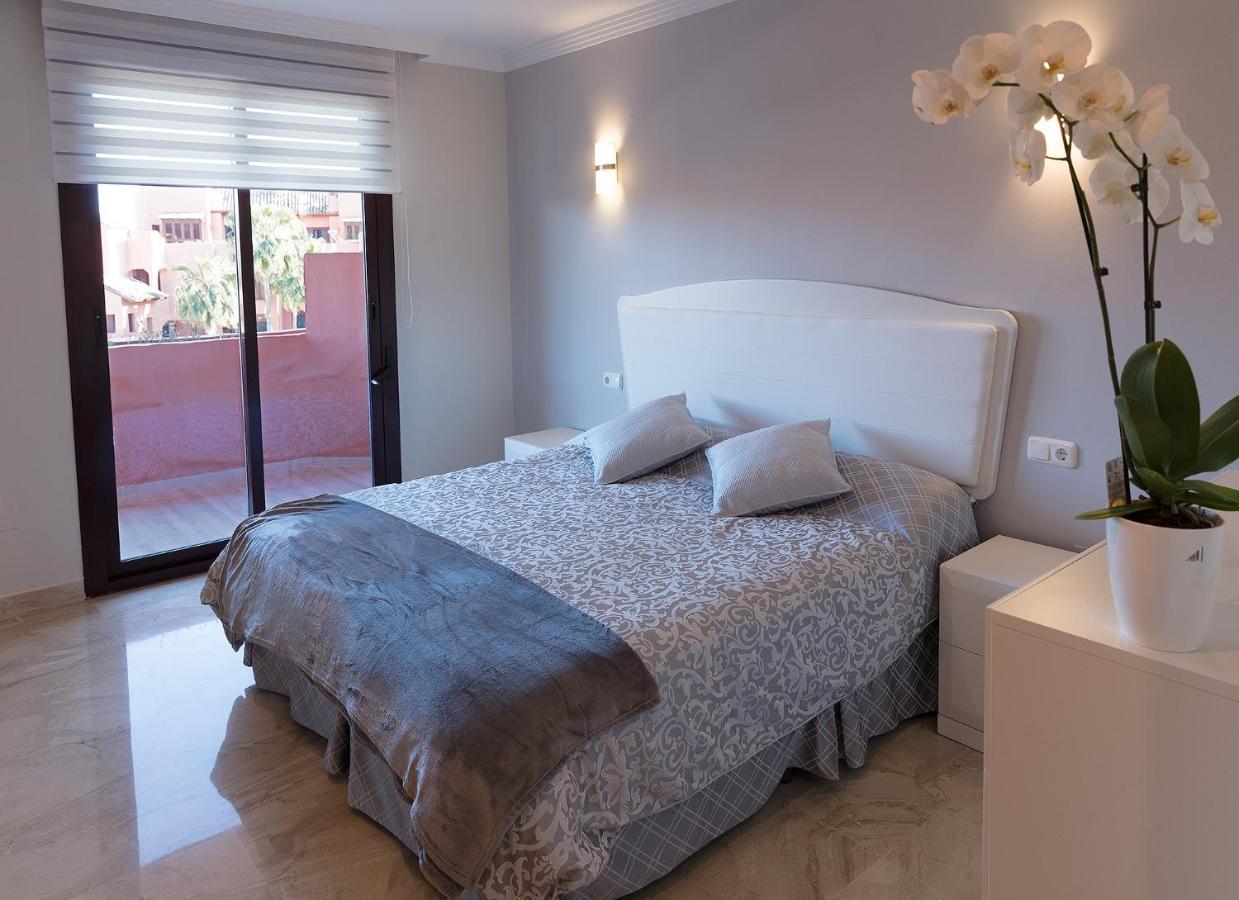 Marina Luxury Apartment 에스테포나 외부 사진