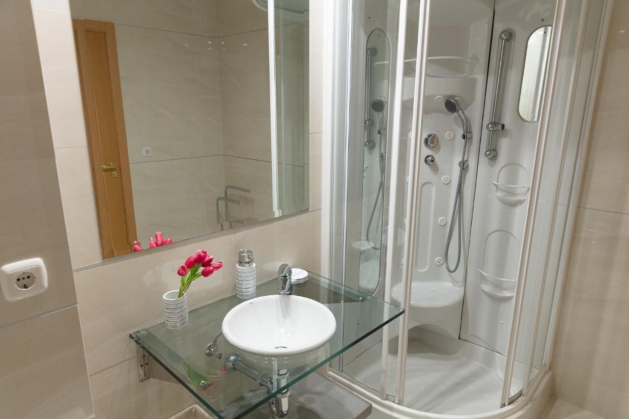 Marina Luxury Apartment 에스테포나 외부 사진