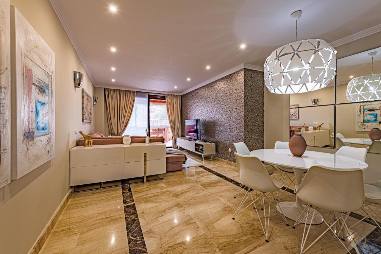 Marina Luxury Apartment 에스테포나 외부 사진