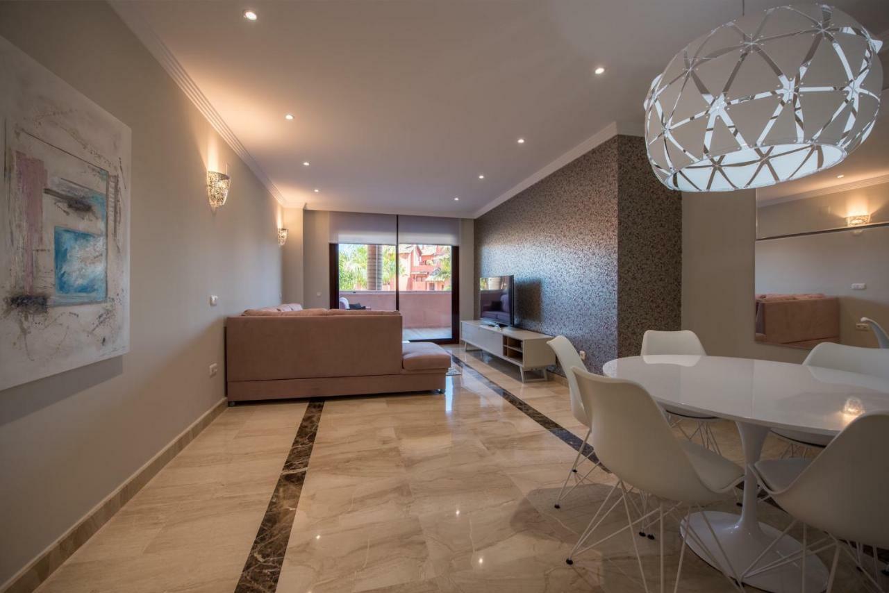 Marina Luxury Apartment 에스테포나 외부 사진